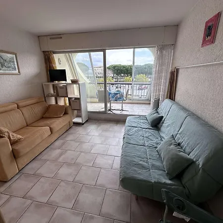 Proche Plage, Parking - 4 Pers. - Fr-1-731-154 *